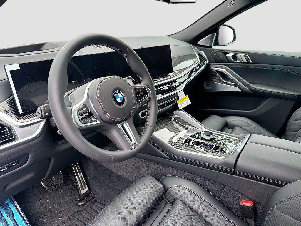 2026 BMW X6 M60i - Photo 9