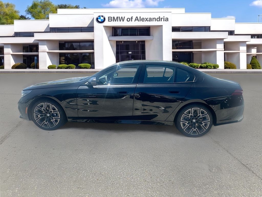New 2027 BMW 5 Series 550e xDrive Sedan