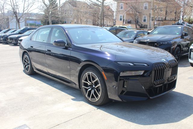 2026 BMW i7 xDrive60 Sedan's photo