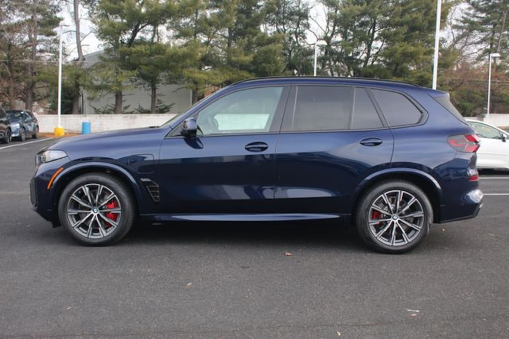 New 2026 BMW X5 xDrive50e SUV
