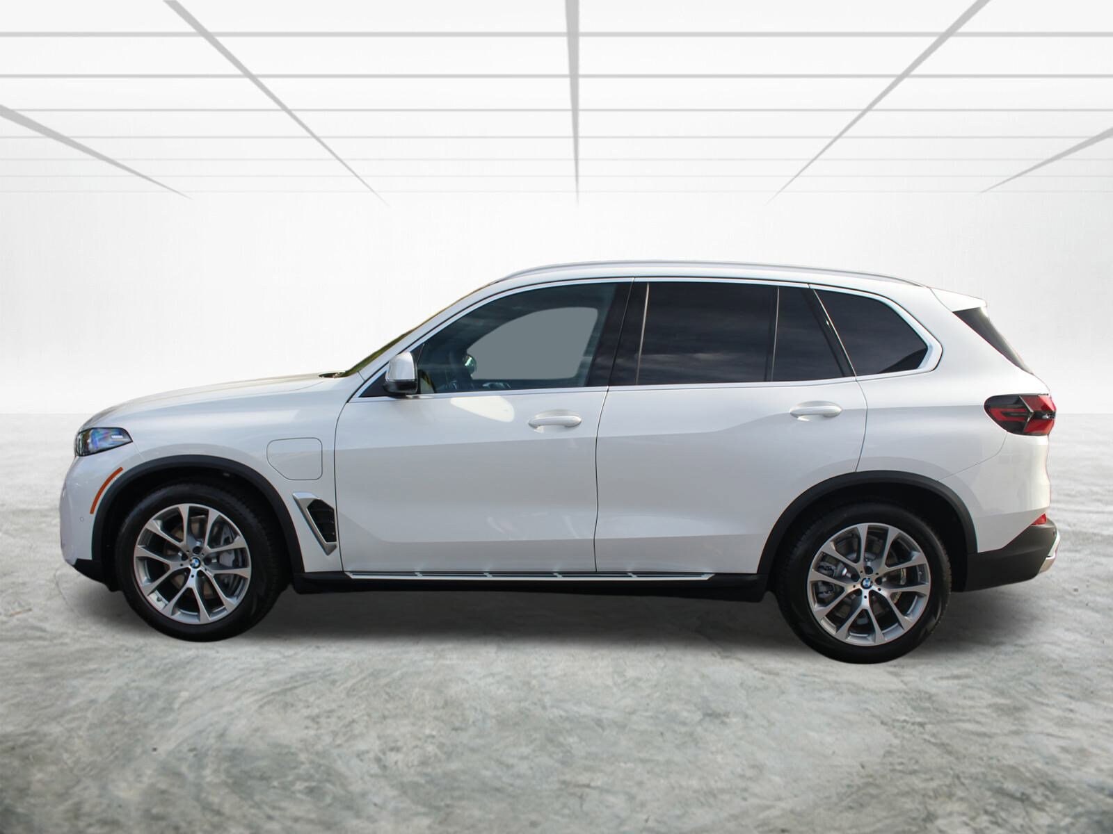 2026 Bmw X5 xDrive50e photo 3