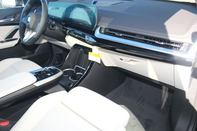 2026 BMW X1 28i - Photo 23