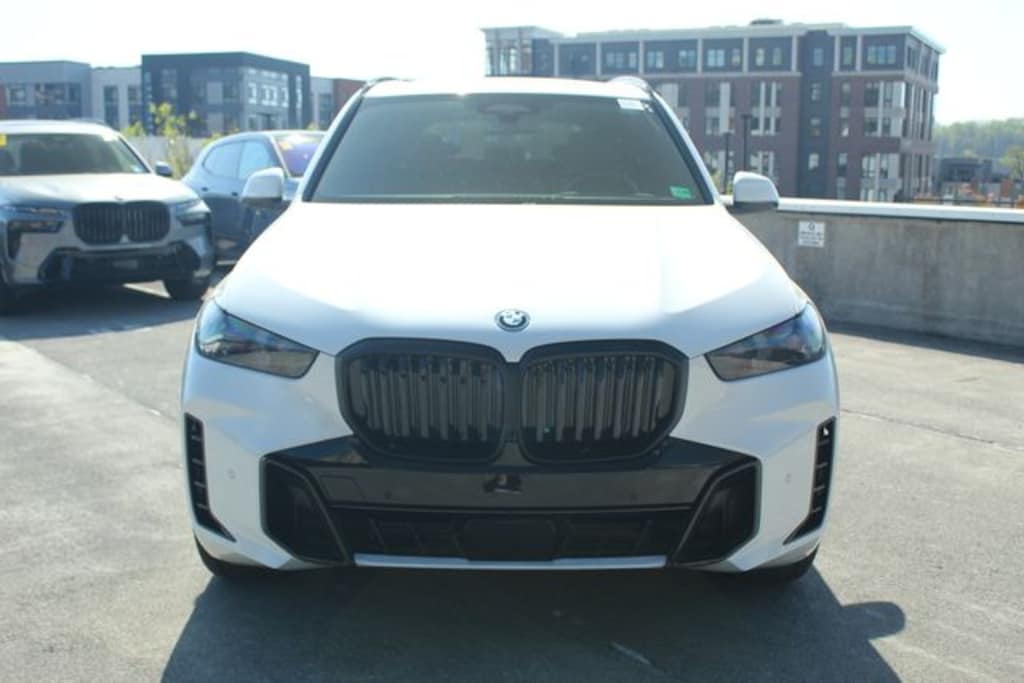 New 2026 BMW X5 xDrive50e SUV