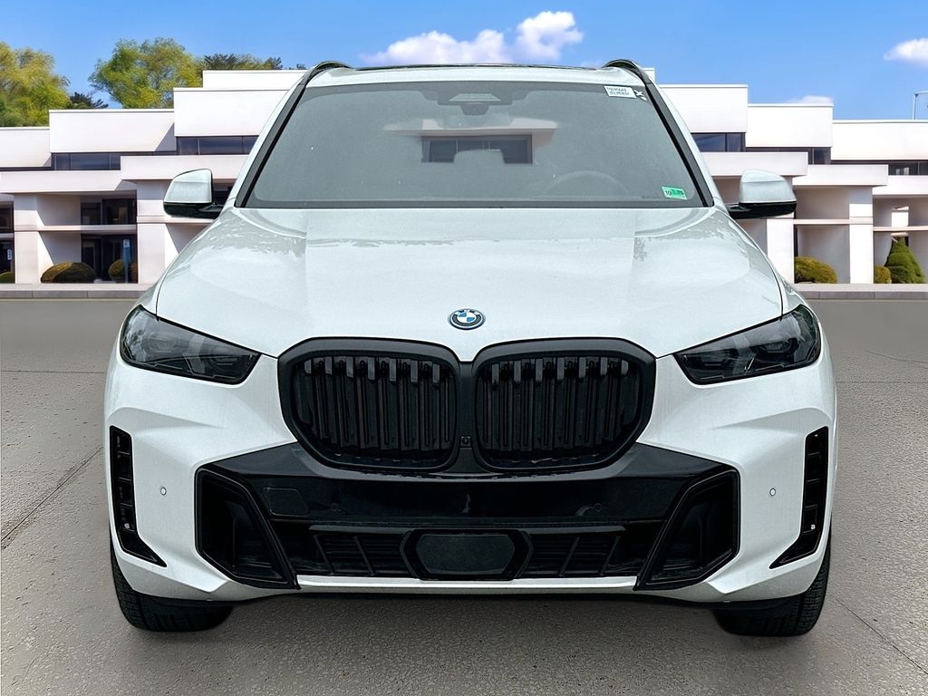 New 2026 BMW X5 xDrive50e SUV