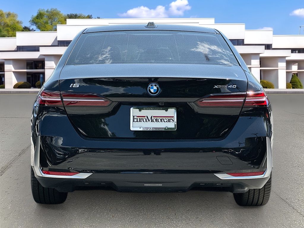 2026 BMW i5 40 - Photo 6