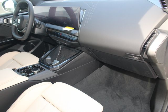 2026 BMW X3 30 - Photo 22