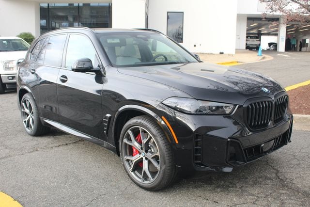 2026 BMW X5 xDrive50e's photo