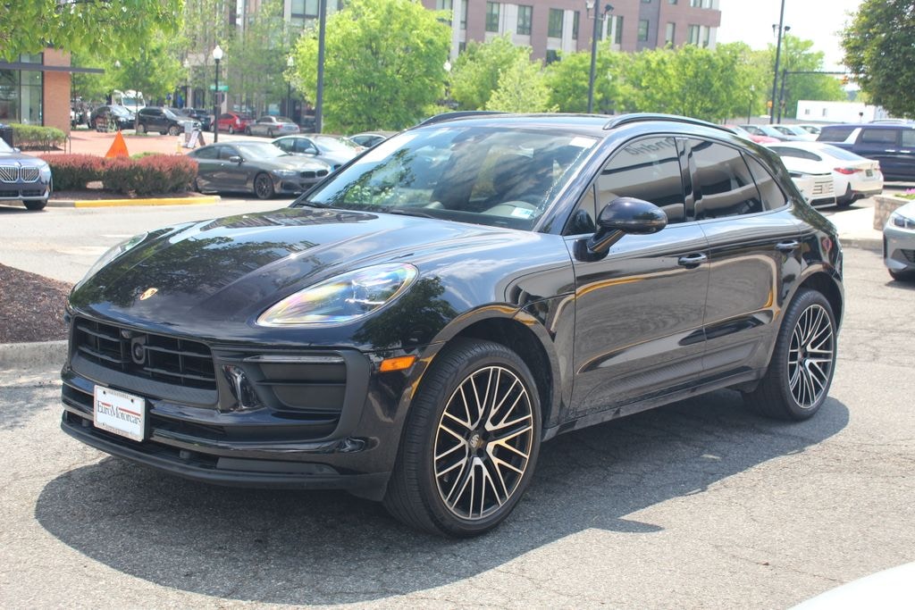 Used 2022 Porsche Macan Base SUV