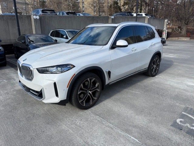 2024 BMW X5 40i's photo