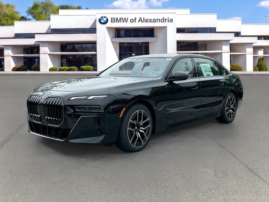 New 2026 BMW 7 Series 740i xDrive Sedan