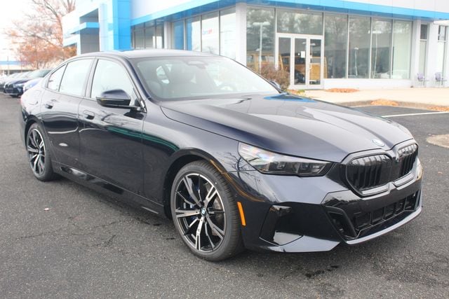 2026 BMW 5 Series 550e's photo