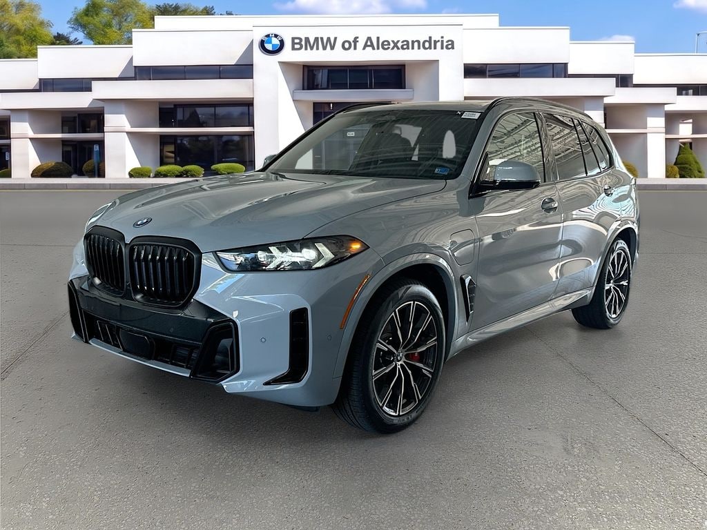 New 2026 BMW X5 xDrive50e SUV