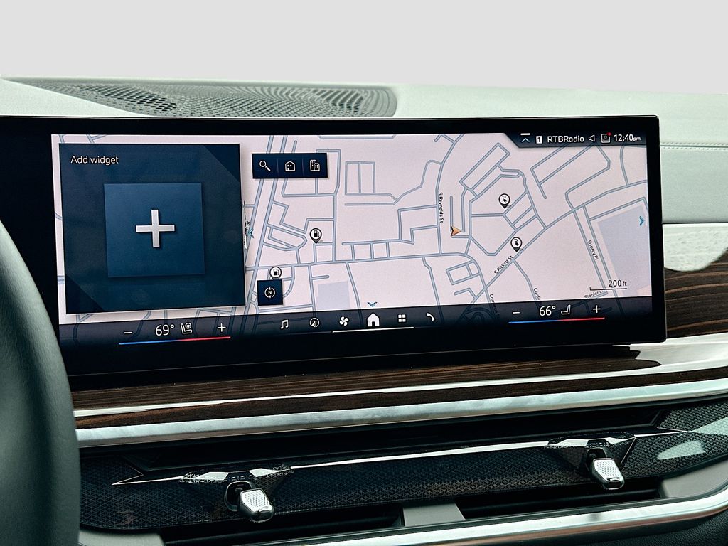 2026 BMW X5 50e - Photo 15