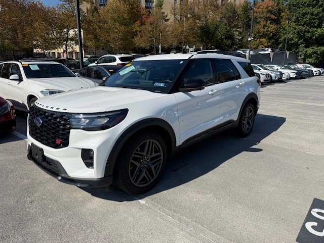 2025 Ford Explorer