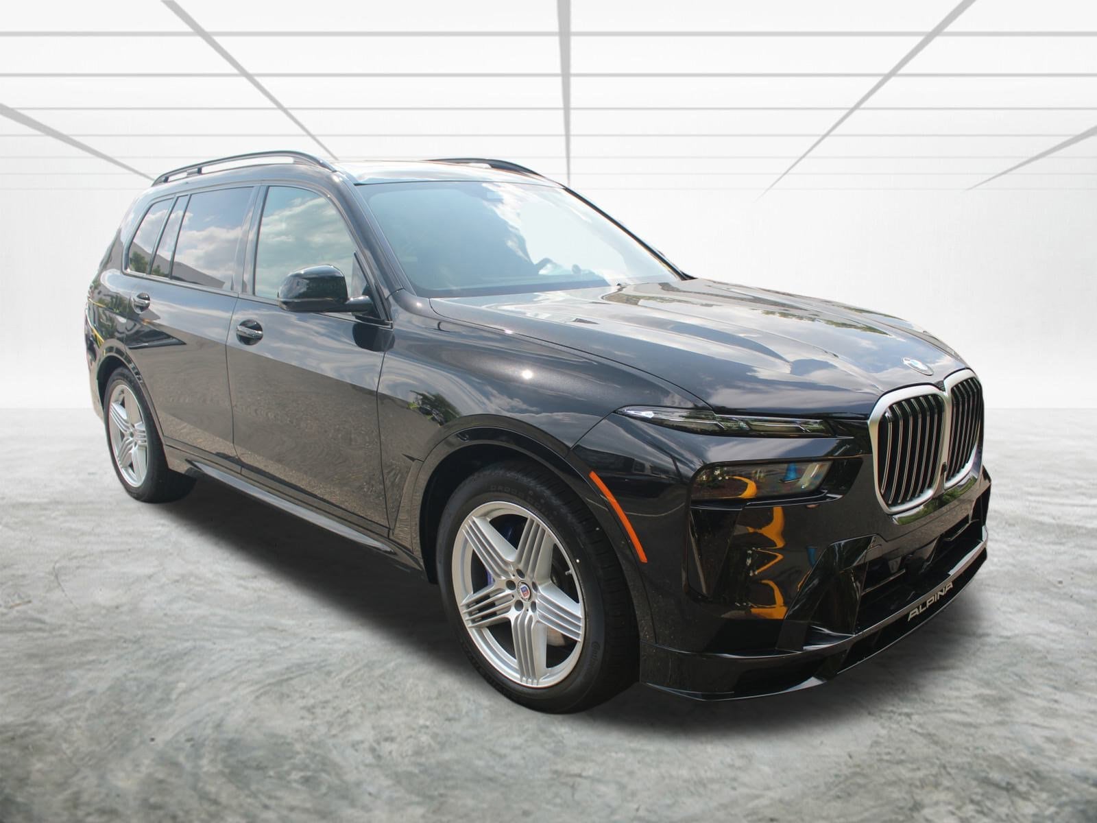2025 BMW X7 SUV 