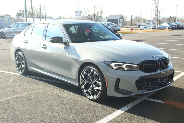 2026 BMW 3 Series 330's photo