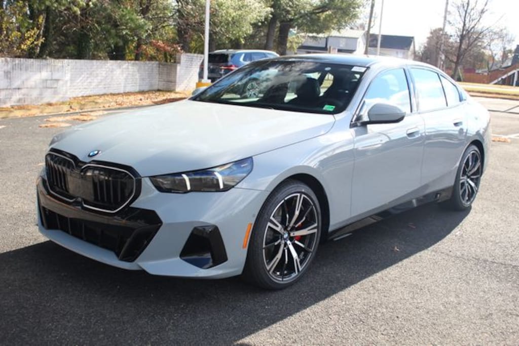 New 2026 BMW 5 Series 530i xDrive Sedan