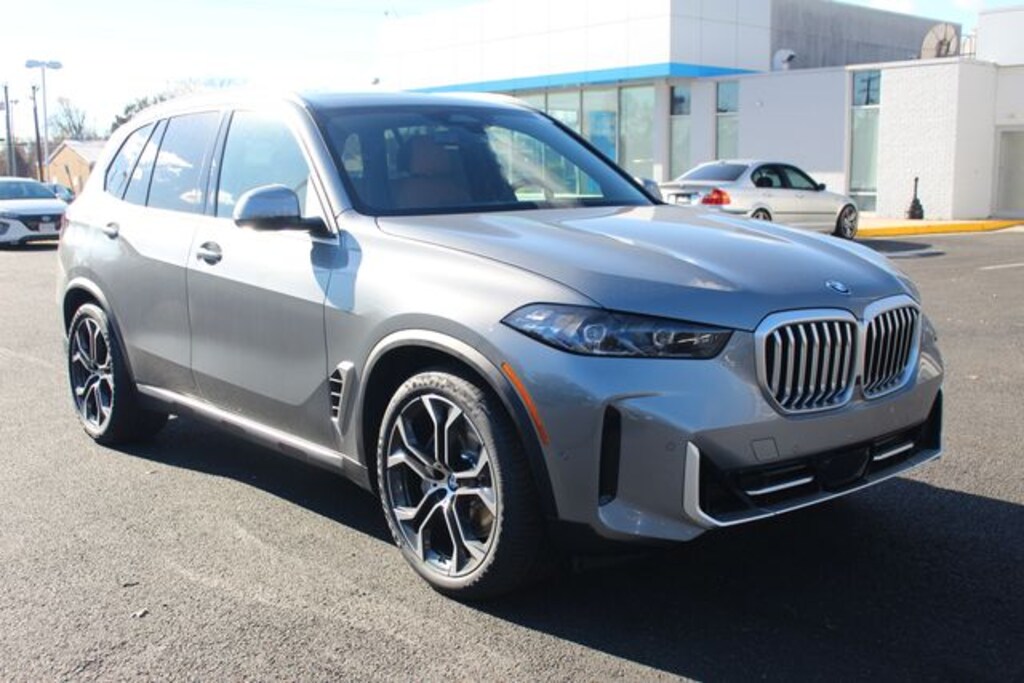 New 2026 BMW X5 xDrive50e SUV