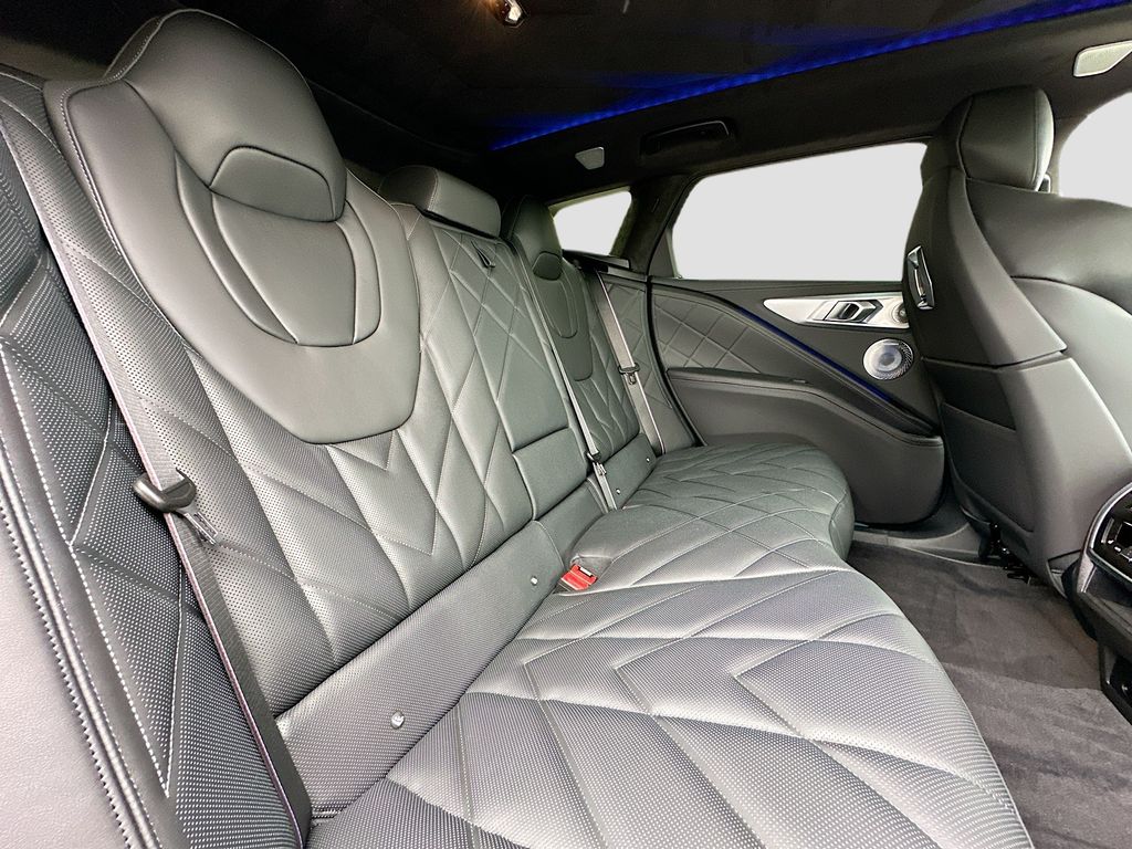 2026 BMW XM Base - Photo 28