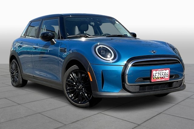 Used 2023 MINI Hardtop 4 Door Base with VIN WMW33DK06P2S87445 for sale in Houston, TX