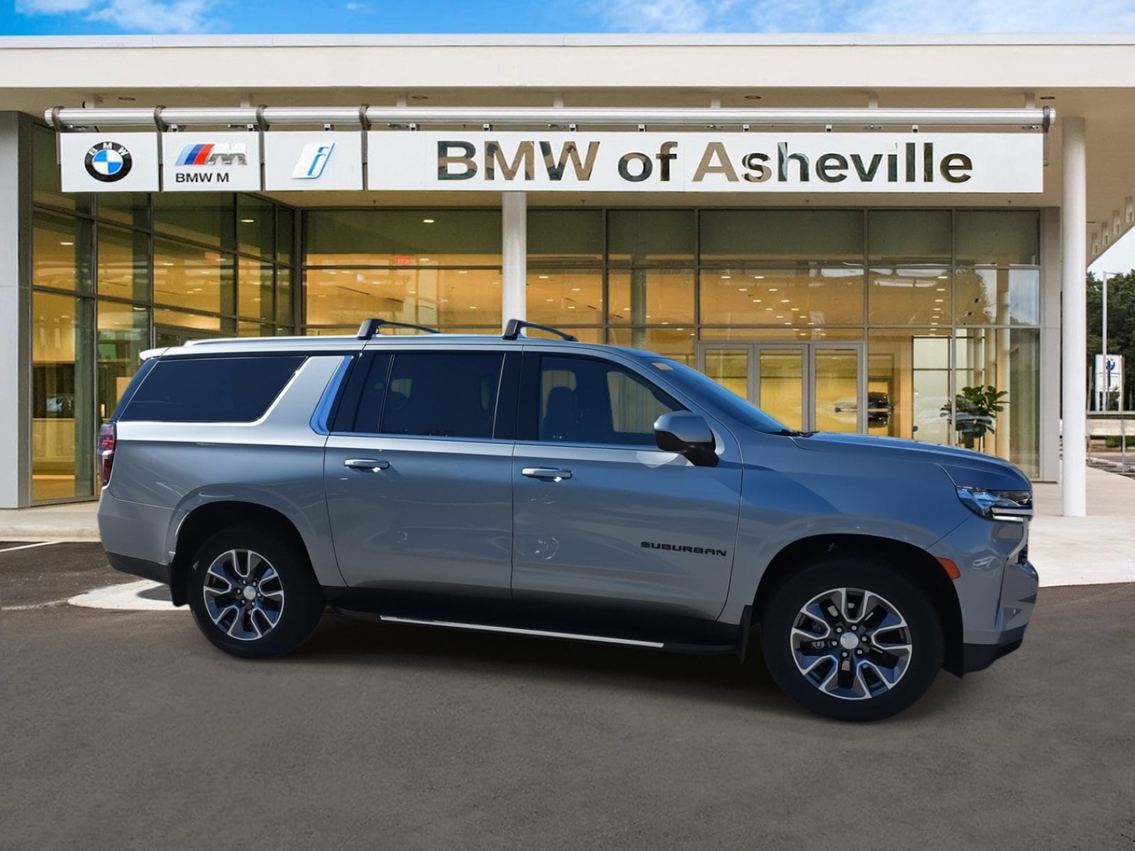 2023 Chevrolet Suburban LS 4WD