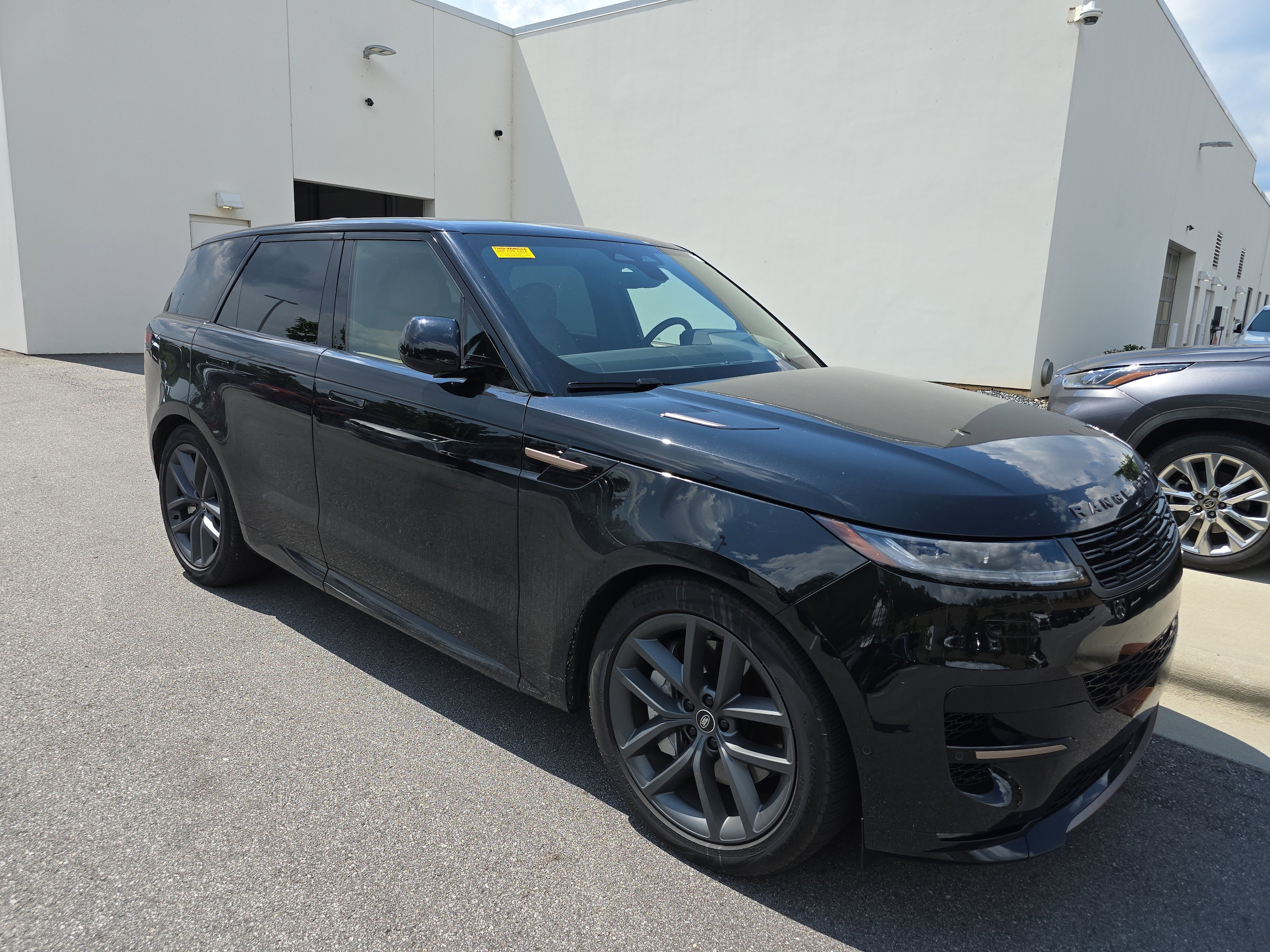 Santorini Black Metallic 2025 Land Rover Range Rover Sport P530 Dynamic SE AWD SUV / Crossover All-Wheel Drive 8-Speed Automatic