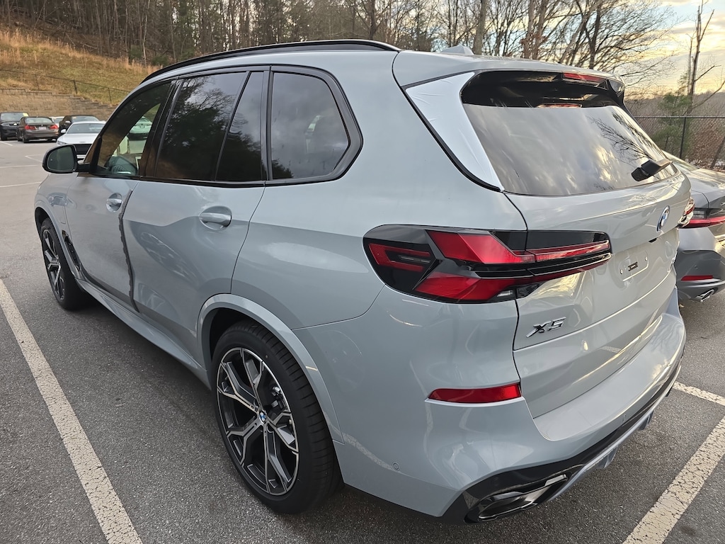New 2026 BMW X5 PHEV SUV