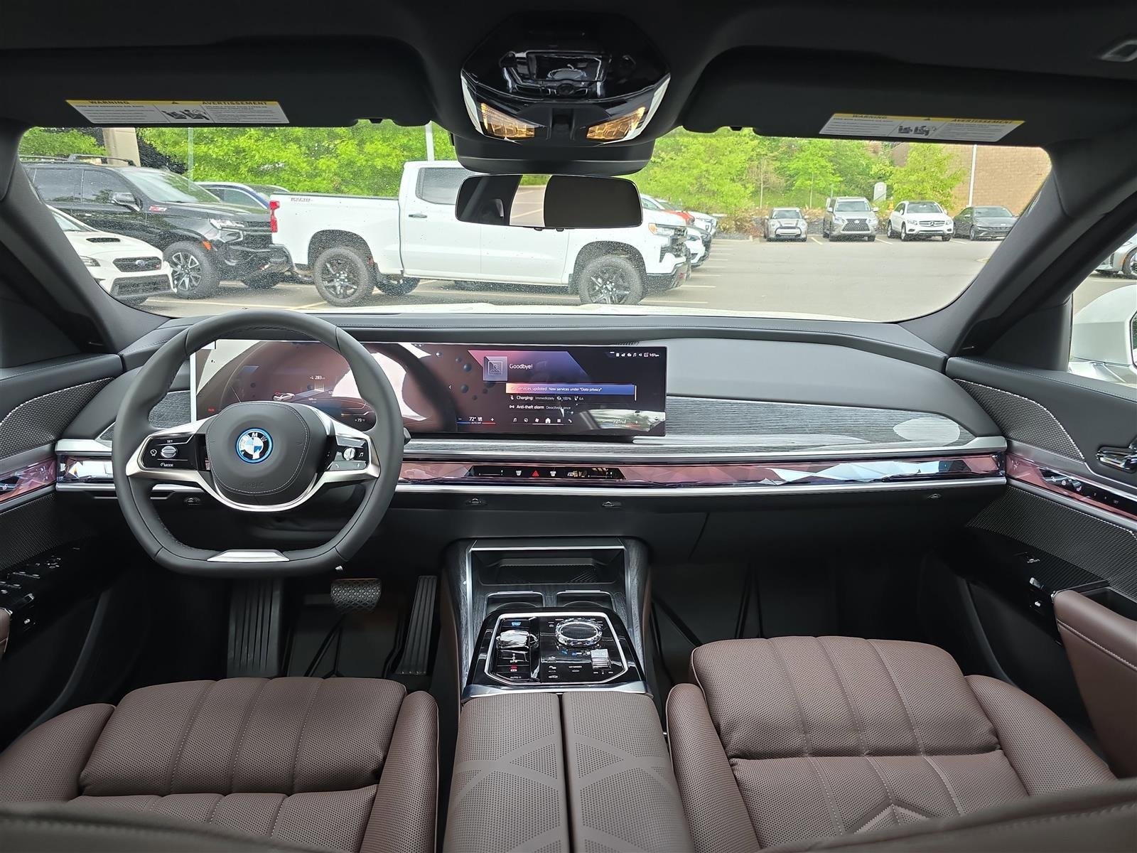 2025 BMW i7 50 - Photo 19