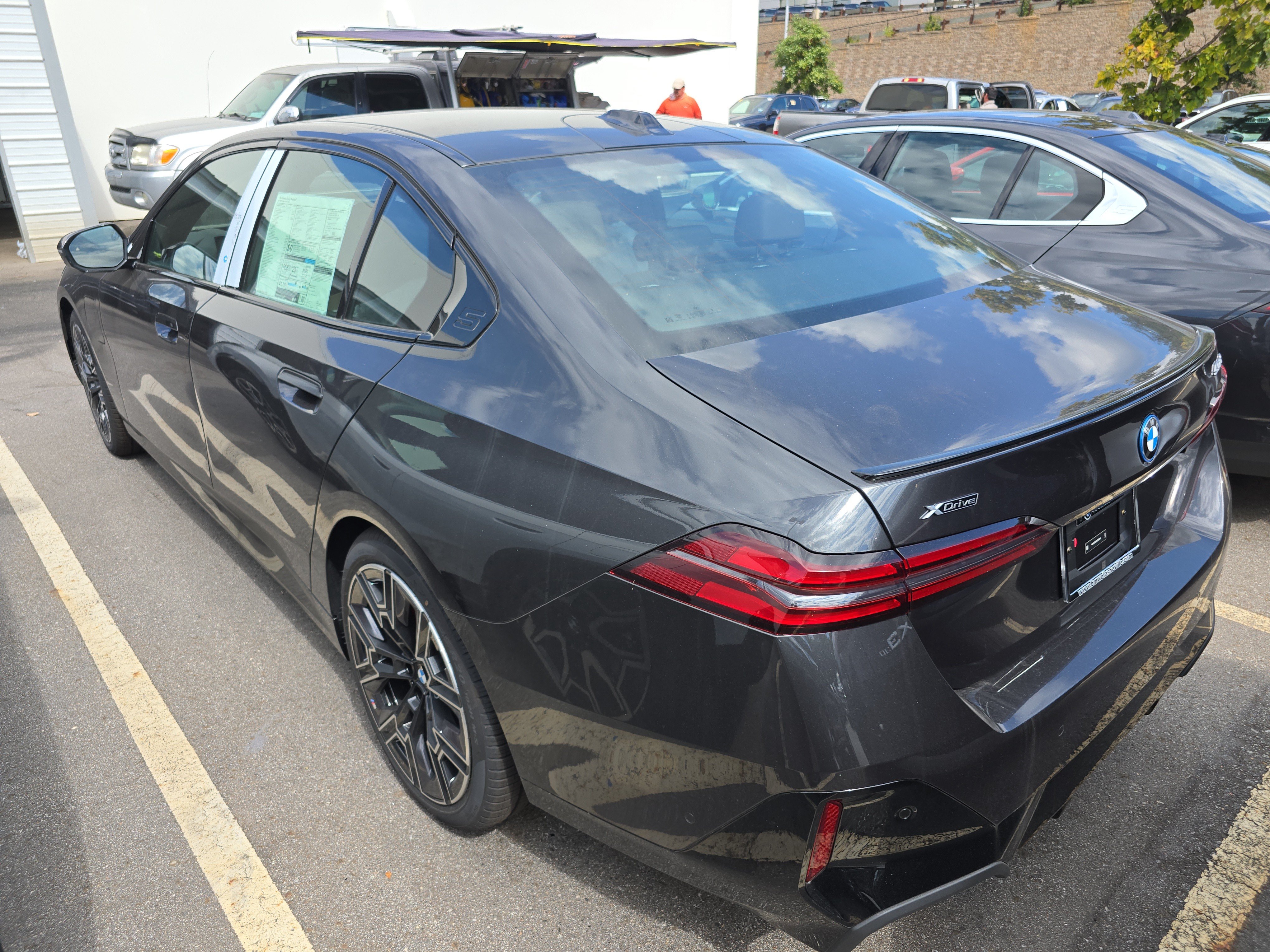 New 2027 BMW 5 Series 550e xDrive Sedan