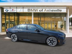 2026 BMW 550e Sedan