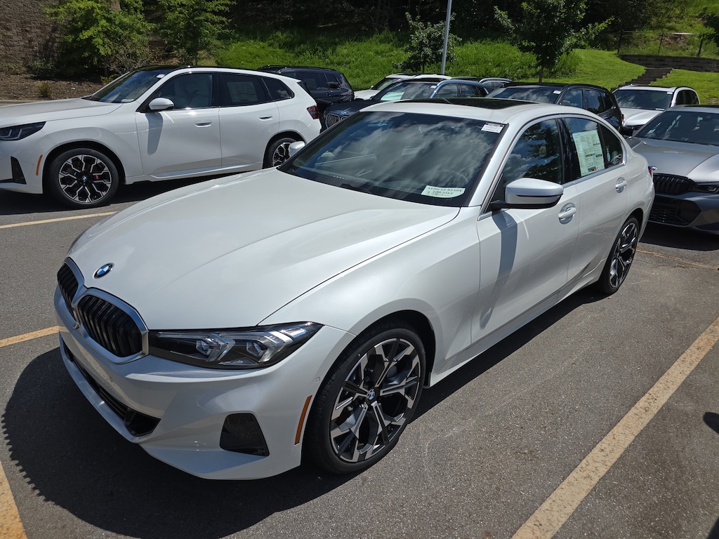 New 2026 BMW 330i Sedan