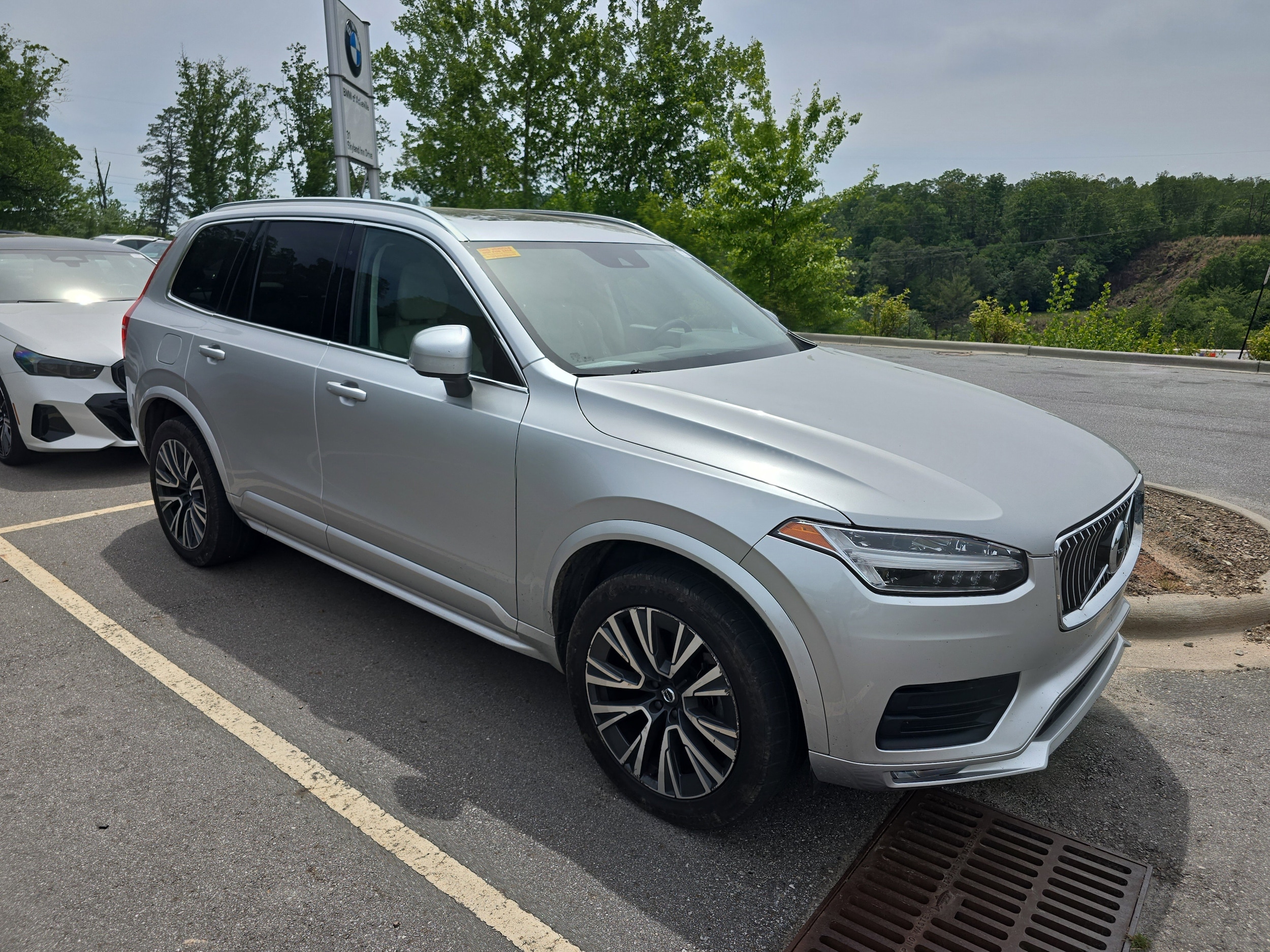 2020 Volvo XC90 T5 Momentum AWD's photo