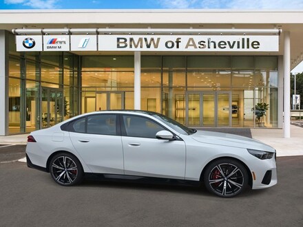 2026 BMW 5 Series 550e xDrive Sedan