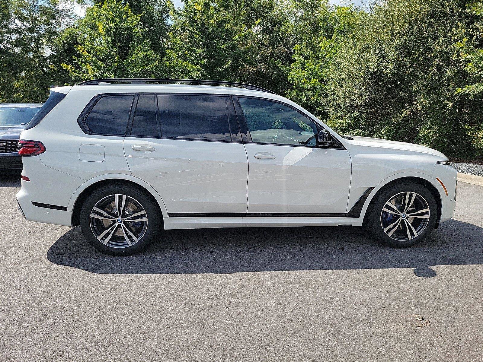 2025 Bmw X7 photo 2