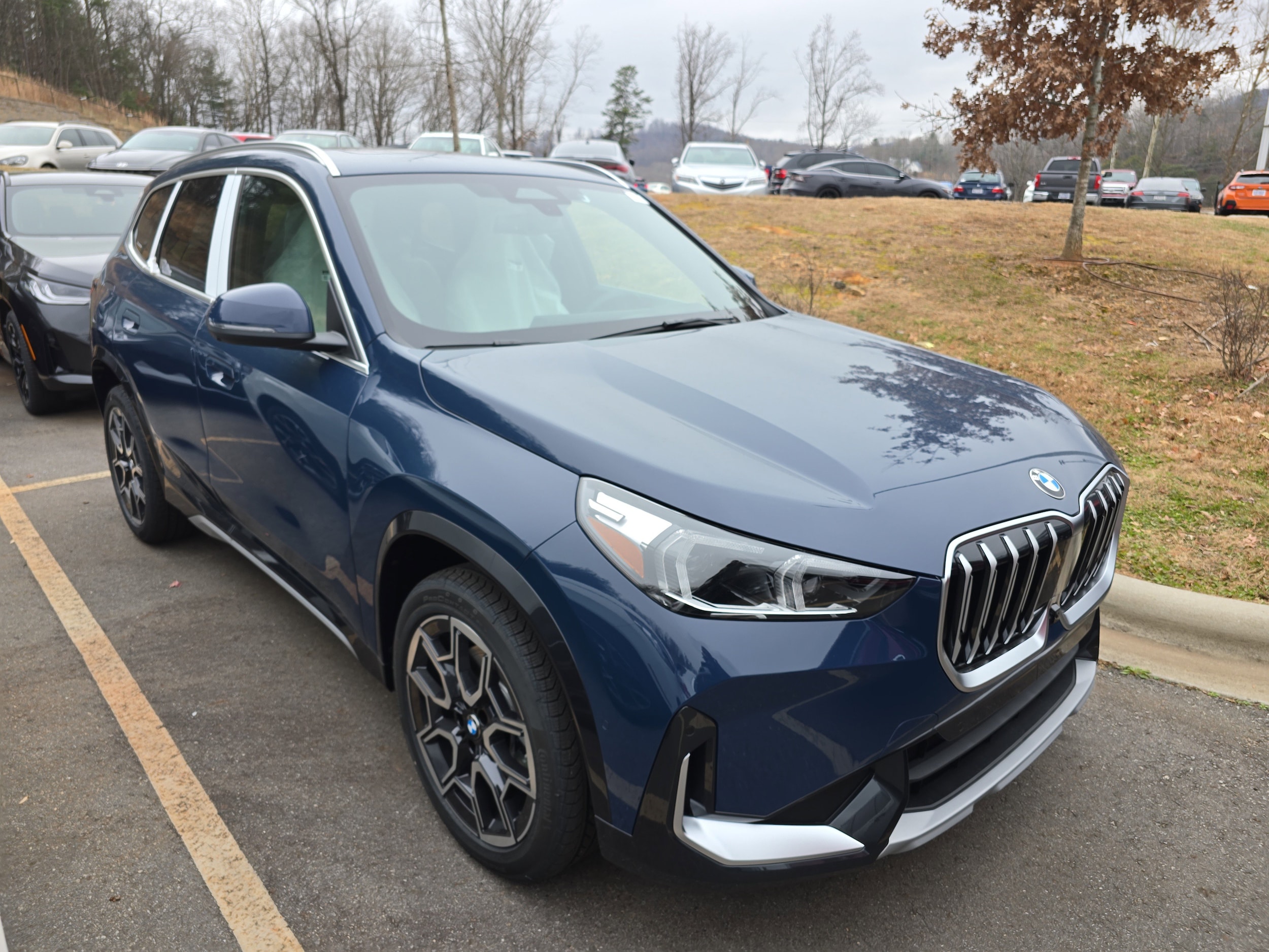 2026 BMW X1 28i's photo