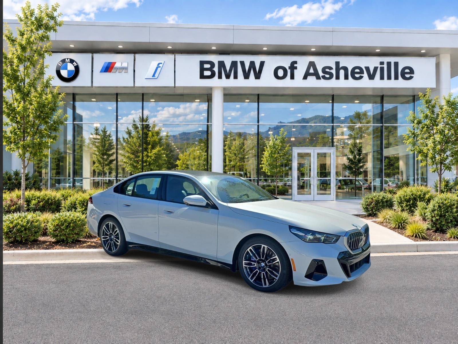 New 2027 BMW 5 Series 550e xDrive Sedan