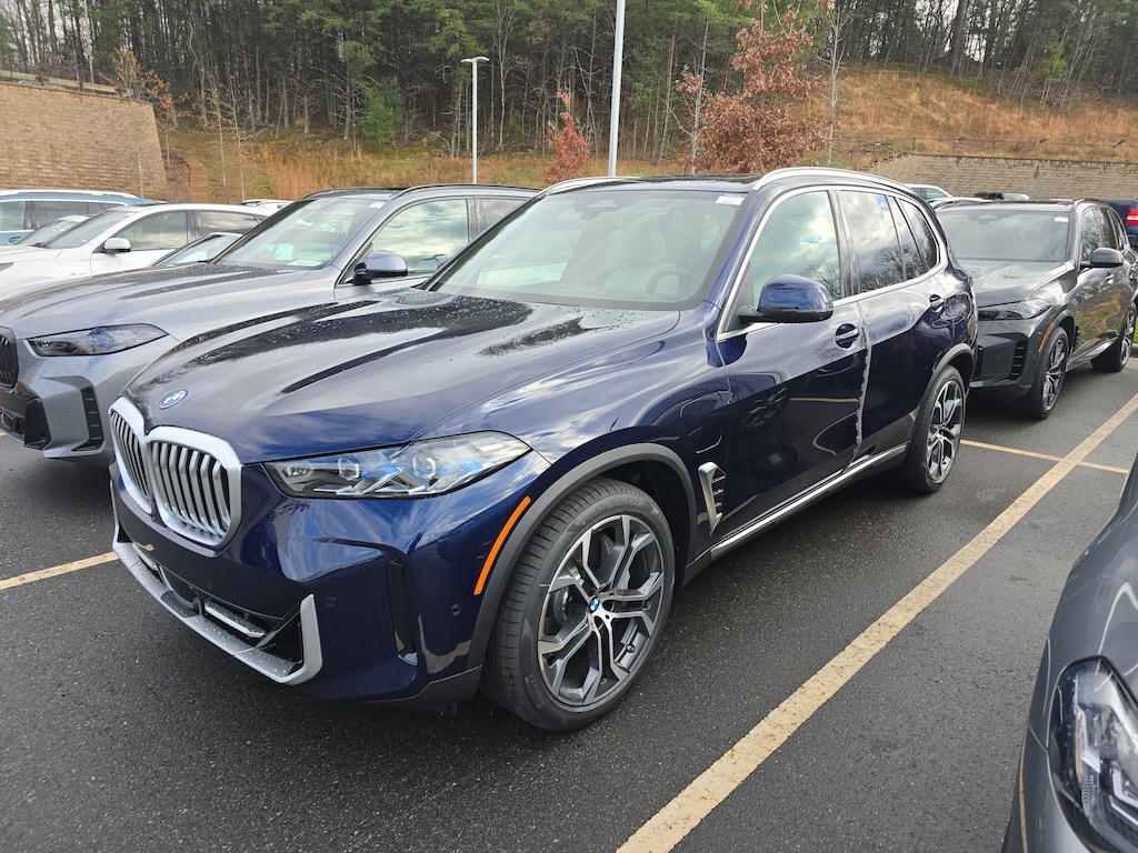 New 2026 BMW X5 PHEV SUV