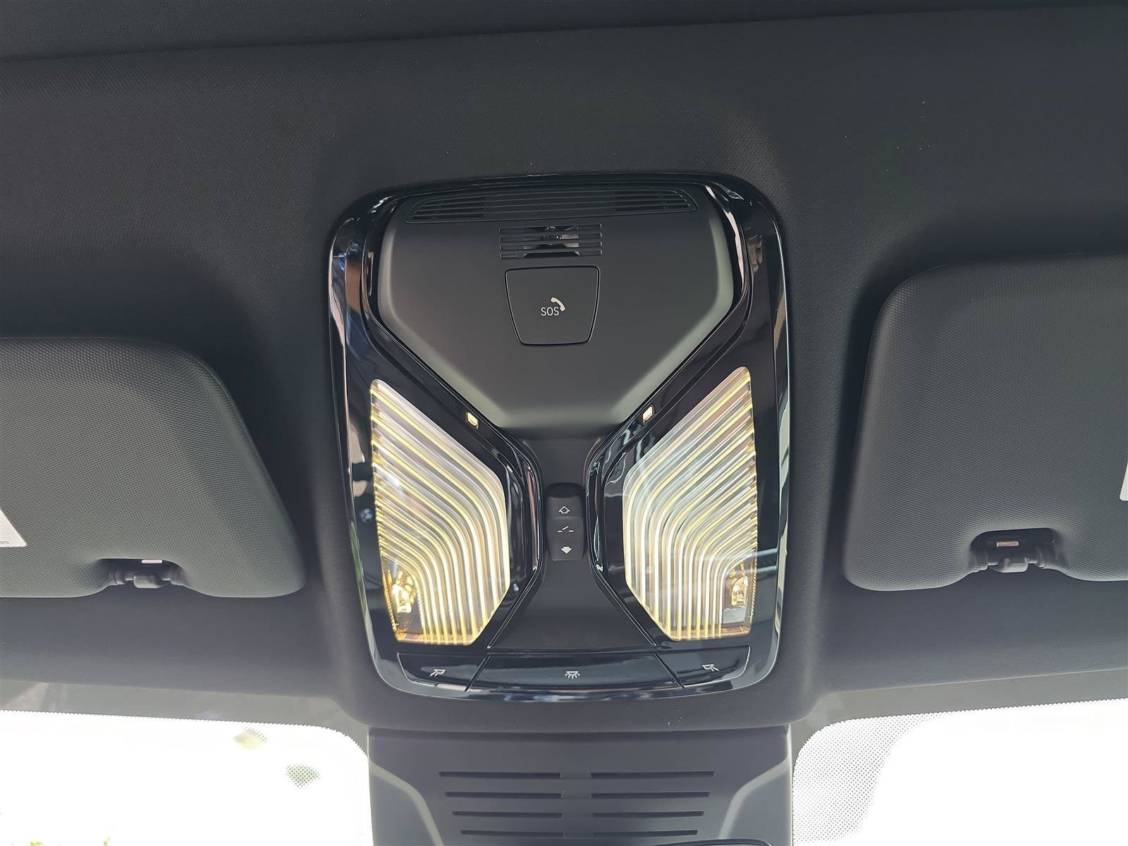 2026 BMW X5 50e - Photo 28