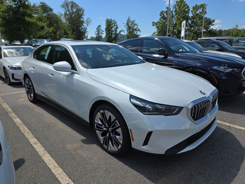 New 2027 BMW 530i Sedan
