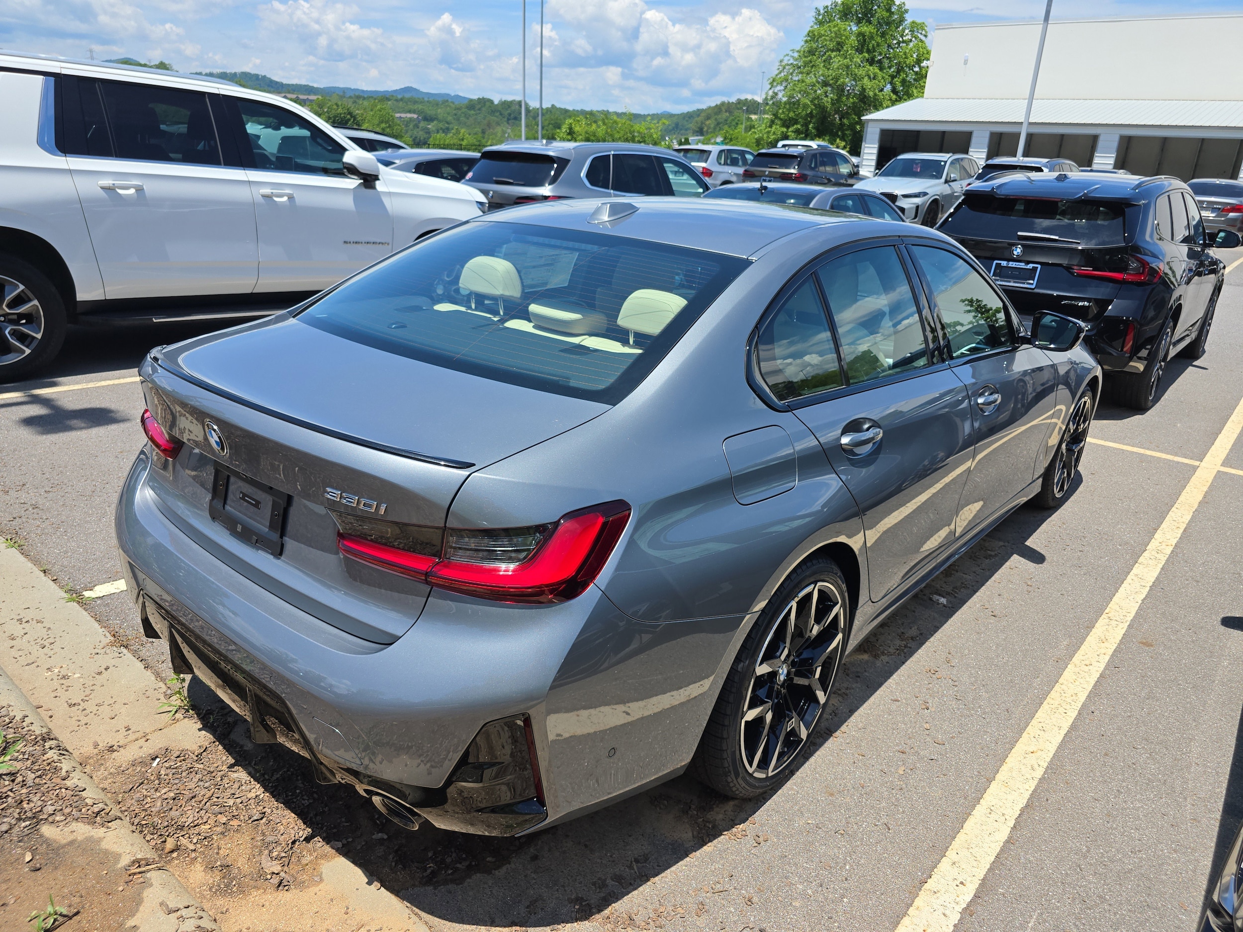 2026 BMW 3 Series 330i Sedan's photo