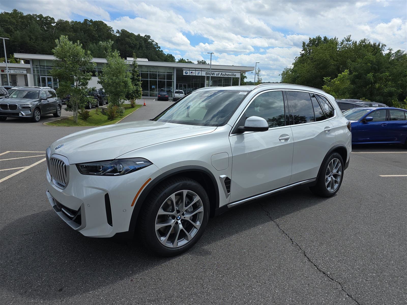 2026 BMW X5 50e - Photo 8