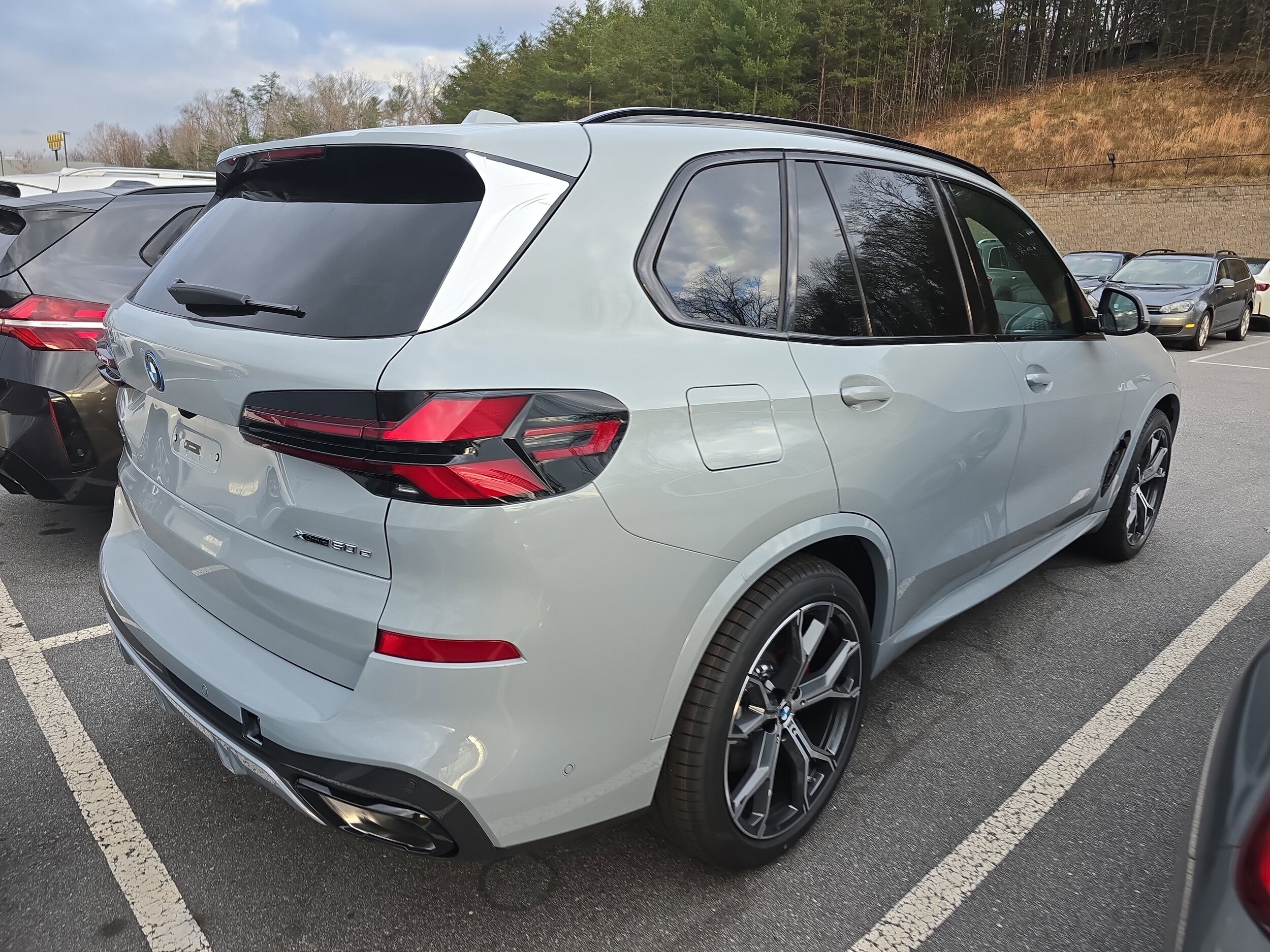 2026 Bmw X5 xDrive50e photo 2