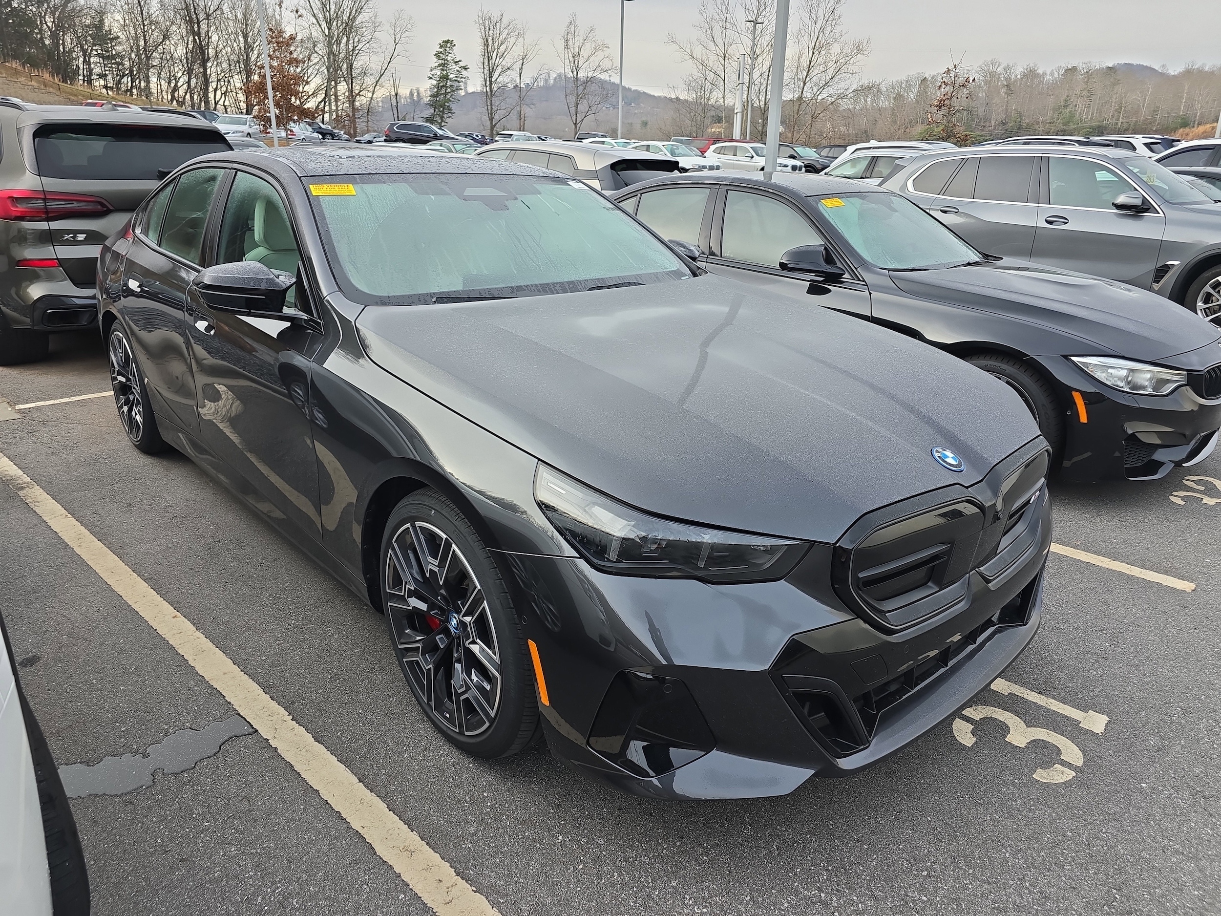 2025 BMW i5 M60's photo