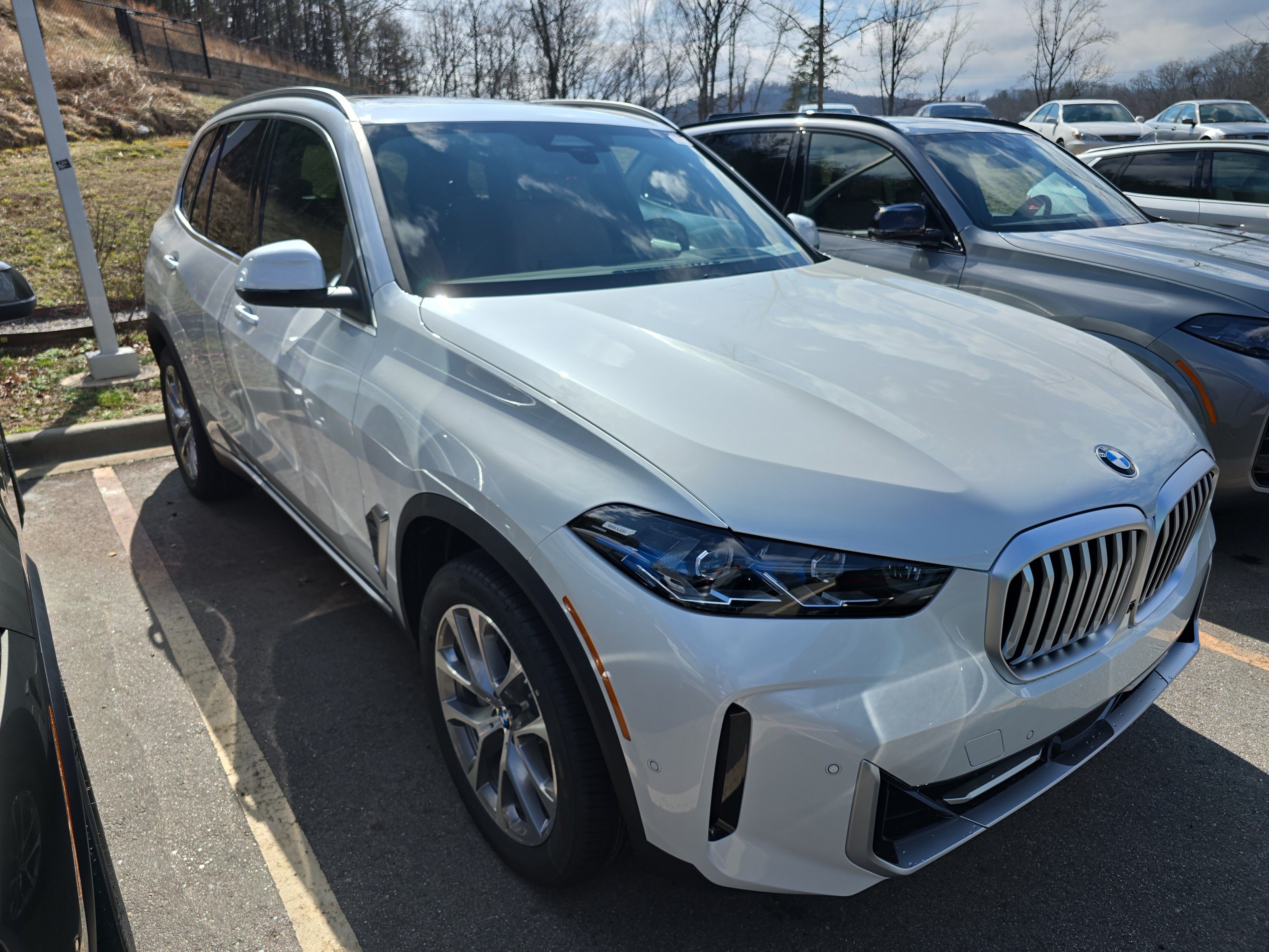New 2026 BMW X5 xDrive40i SUV