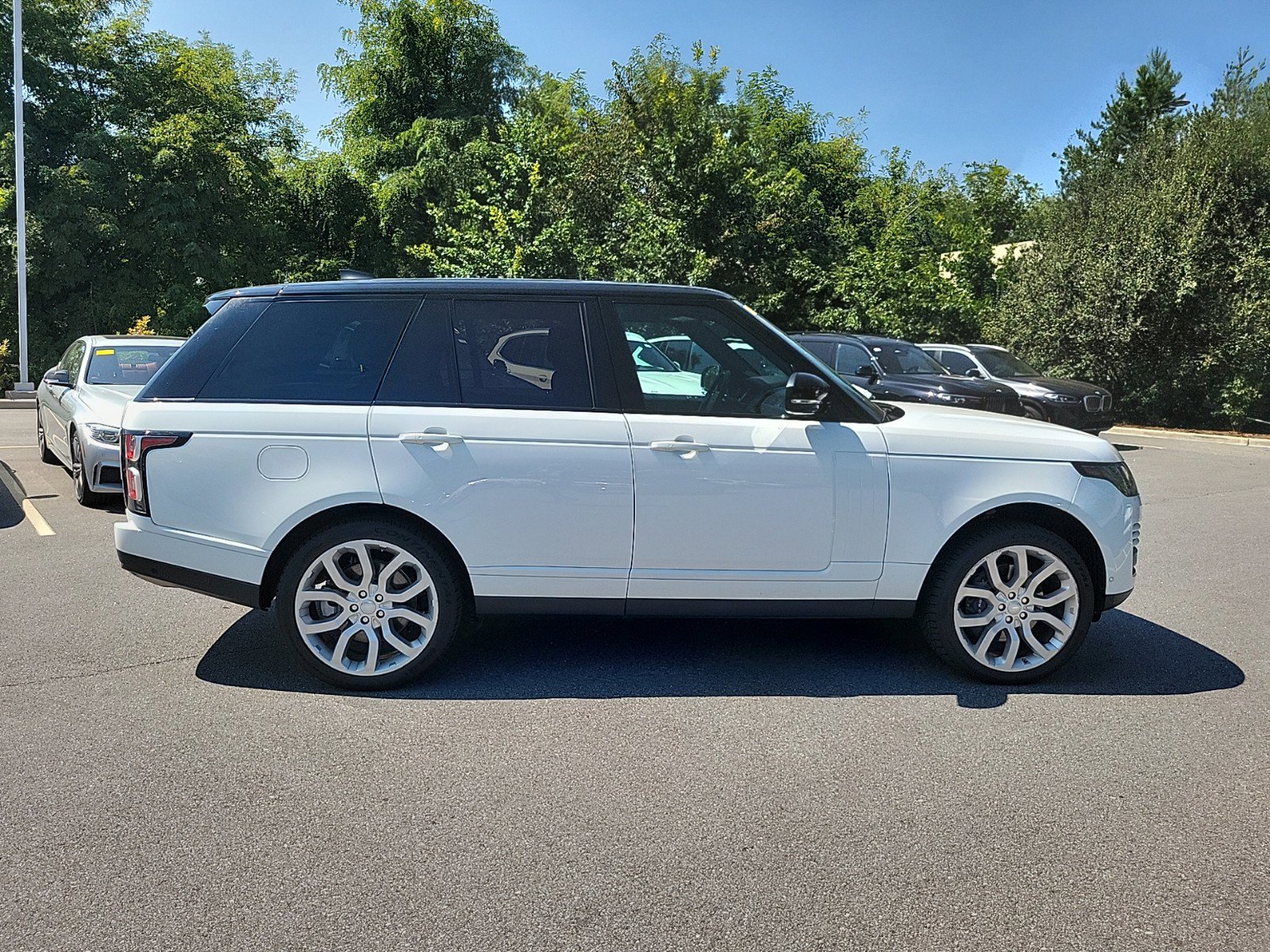 Used 2019 Land Rover Range Rover Supercharged with VIN SALGS2RE9KA517886 for sale in Arden, NC