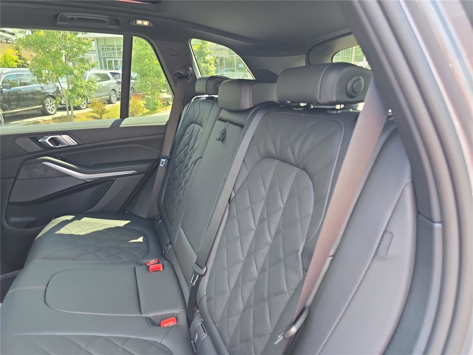 2026 BMW X5 40i - Photo 16