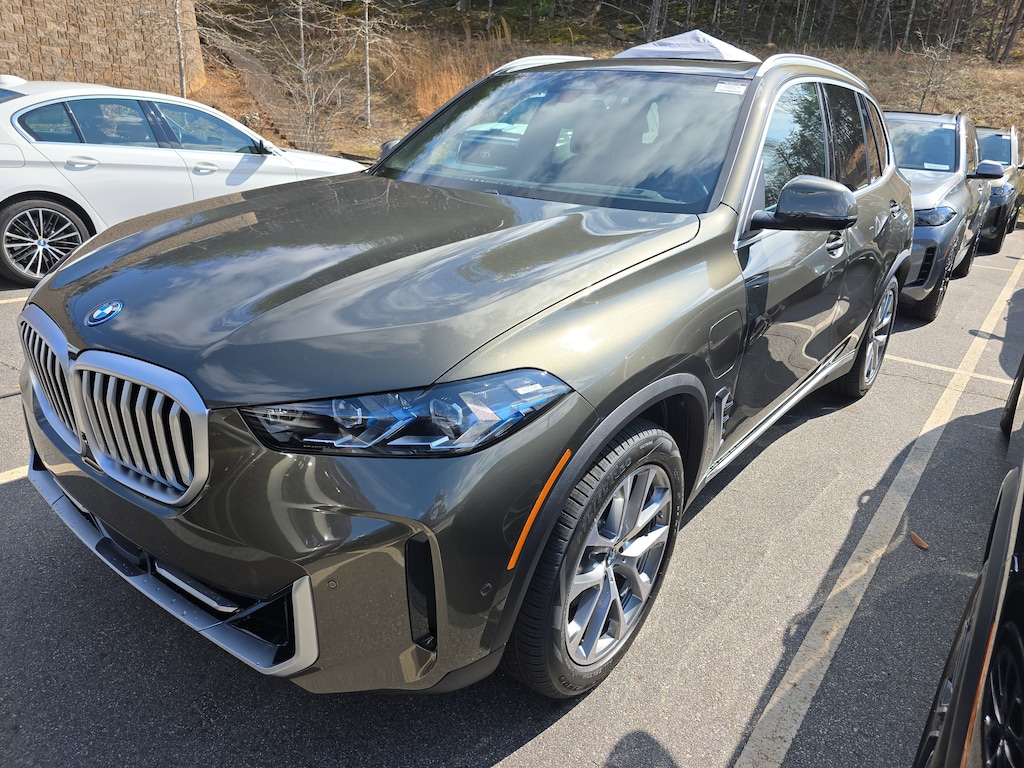 New 2026 BMW X5 PHEV SUV