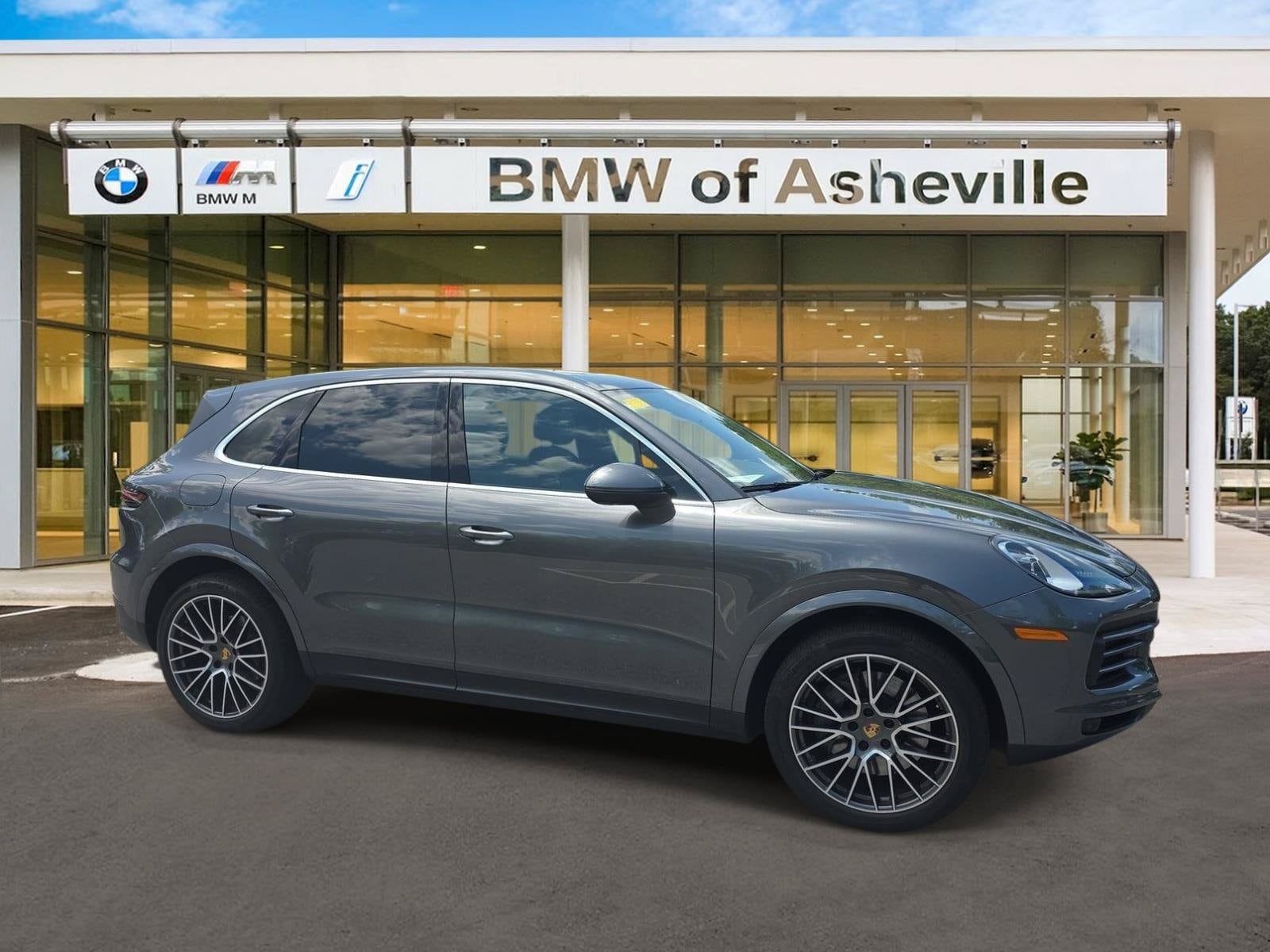 Gray (Quartzite Grey Metallic) 2022 Porsche Cayenne SUV / Crossover All-Wheel Drive 8-Speed Automatic