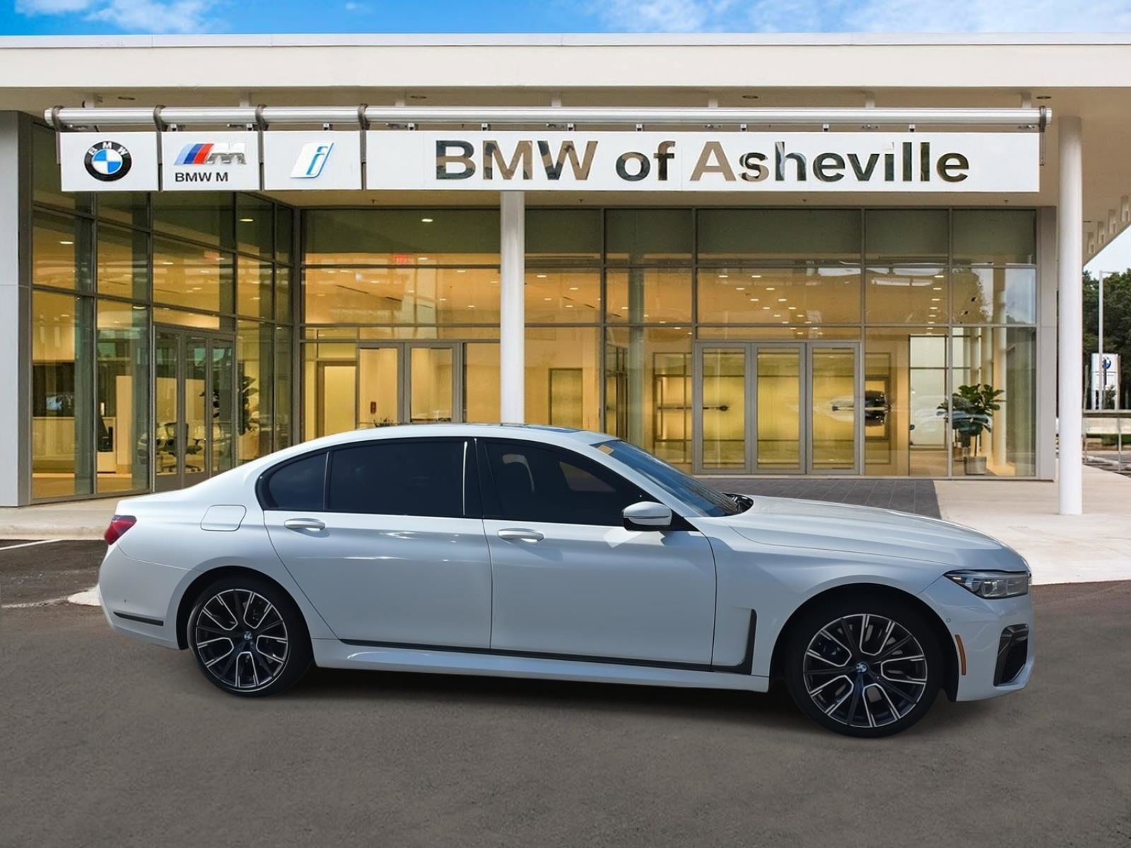 2020 BMW 7 Series 750i's photo
