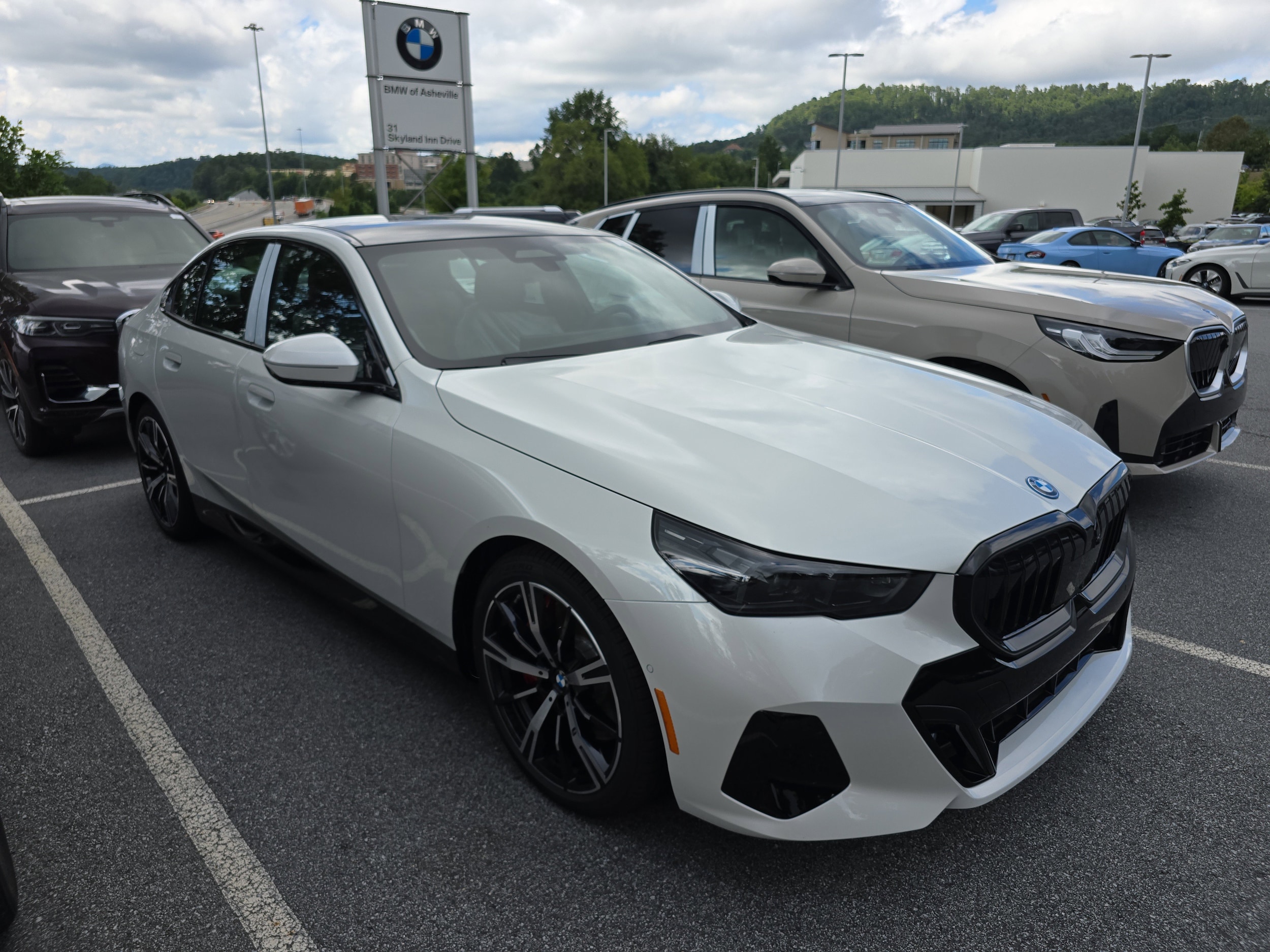 2026 BMW 550e